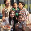7 Potret Adhisty Zara Rayakan Ulang Tahun Widuri Putri Sasono, Seru dan Penuh Kasih