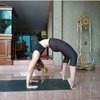 Punya Body Goals serta Jago Yoga Sejak Lama, Pose Inul Daratista Ini Bikin Merinding!