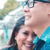 10 Momen Pertunangan Regina Ivanova dan Lucky Wijaya di Tanggal Cantik, Penuh Haru dan Kebahagiaan