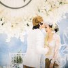 10 Potret Manis Pernikahan Kevin Aprilio dan Vicy Melanie Berbalut Pakaian Khas Sunda, Bikin Panglin
