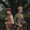 Gagah Banget, Ini 6 Potret Verrell Bramasta Pakai Baju Adat Bali yang Bikin Para Wanita Kesemsem!