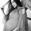 10 Potret Kezia Warouw Maternity Shoot, Anggun dan Glamour Banget!