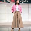Pengen Tampil Formal Tapi Tetap Stylish? Yuk Intip Fashion Style Najwa Shihab yang Bisa Kamu Ikuti!