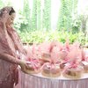 8 Momen Akikah Anak Zaskia Gotik yang Pakai Tema Dekorasi Serba Pink