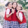 8 Potret Persahabatan Cewek-Cewek Pemain Sinetron Dari Jendela SMP yang Kompak Banget!