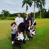 Ini Potret Ussy Sulistiawaty Main Golf yang Tampil Kece Sambil Ditemenin Anak-Anaknya