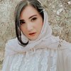 Niat Berhijrah, Ini 10 Potret Pesona Kiki Amalia Pakai Hijab yang Bikin Hati Adem