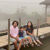 6 Potret Ayu Mutiara, Istri Isa Bajaj yang Kini Jadi Ibu Tiga Anak dan Jarang Terekspos