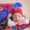 6 Gaya Newborn Photoshoot Anak Vebby Palwinta dengan Tema Arab sampai Barista, Super Gemes!
