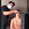 10 Potret Make Up dan Kebaya Margin Wieheerm ketika Dilamar Ali Syakieb