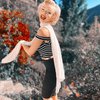 10 Potret Jasmine Chiswell, Seleb TikTok yang Jadi Kaya Raya karena Mirip Marilyn Monroe