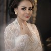 10 Inspirasi Make Up Eksotis ala Aurel Hermansyah, Cocok untuk Kulit Sawo Matang!