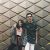 Gak Kuat LDR Beda Negara, 7 Pasangan Selebriti Indonesia Ini Terpaksa Harus Berpisah