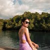 Pakai Baju Ketat sampai Bikini, Ini 10 Potret Soraya Rasyid Host Uang Kaget Pamer Body Goals