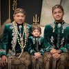 Ini 7 Potret Keluarga Anang Hermansyah dan Ashanty Pakai Kebaya Jawa, Kompak Banget