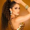 7 Potret Cinta Laura Kenakan Pakaian Serba Emas Berkilauan, Mau Belly Dance Nih?