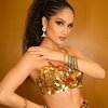 7 Potret Cinta Laura Kenakan Pakaian Serba Emas Berkilauan, Mau Belly Dance Nih?