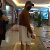 7 Potret Bryan Domani Keliling Mall Pakai Baju Cewek, Kocak Abis!