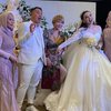 11 Pernikahan Selebiriti yang Bikin Publik Heboh, Tuai Pro Kontra Sampai Disiarkan Televisi