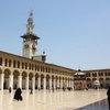 9 Potret Masjid Tertua di Dunia, Keindahannya Tak Sirna oleh Waktu