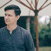 Alasan 10 Artis Indonesia Putuskan Jadi Mualaf, Ada yang Tersentuh Dengar Ayat Alquran