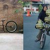 6 Potret Atraksi Emak-Emak Naik Sepeda, Bikin Melongo!