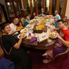 Ini Momen Perayaan Ulang Tahun Baim Wong yang Genap Berusia 40 Tahun