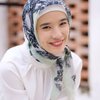 8 Potret Beby Eks JKT48 Berhijab saat Ramadan, Kalem dan Bikin Adem!