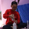 10 Potret Terbaru Misca Mancung, Dulu Terkenal Kini Jualan Parfum di Pinggir Jalan