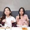 10 Potret Syifa Hadju Bareng Rizkina Nazar, Kompak dan Mirip Banget Kayak Kakak Beradik!