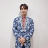 5 Potret Leeteuk dan Yesung Super Junior Pakai Batik Rancangan Ridwan Kamil, Gayanya Lokal Abis!