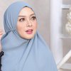 10 Potret Terbaru Terry Putri yang Kini Berhijab, Cantiknya Makin Terpancar!