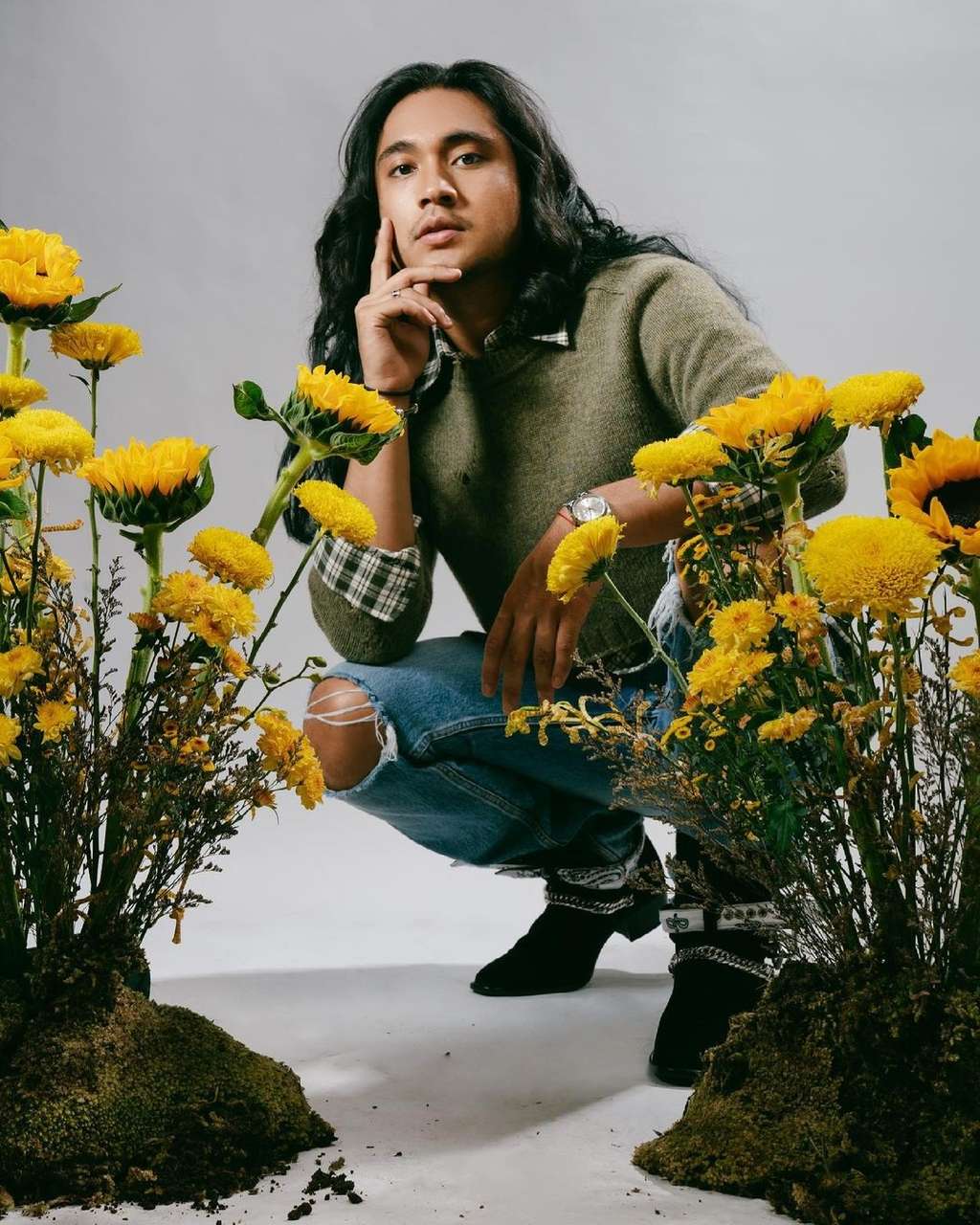 Giorgino Abraham Lakukan Pemotretan dengan Rambut Super Panjang, Netizen: Cakep Banget!