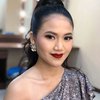 10 Potret Cantik Mira Kirana, Penyanyi Campursari yang Juara di Ajang The Next Didi Kempot