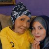 Potret Terbaru Artis Senior Waty Siregar Ibunda Elma Theana yang Sedang Berjuang Lawan Kanker