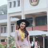 Jarang Tersorot, Berikut 10 Potret Cantik Prawita Sari Baharudin Adik Ipar Siti Badriah