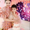 Potret Perayaan Ultah Pertama Baby Cara Rose Anak Rianti Cartwright yang Serba Pink, Super Cute!