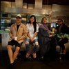 10 Potret Kebersamaan Donna Harun dan Jeje Soekarno, Ibu dan Anak Rasa Temen Nongkrong Nih
