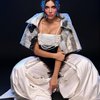 Ini Pemotretan Millen Cyrus Pakai Baju Minim dengan Tatapan Tajam Banget, Netizen: Gagah Tapi Cantik