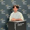 8 Pesona Reza Rahadian di Festival Film International Locarno Swiss, Curi Perhatian Banyak Orang
