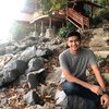 7 Potret Ganteng Teuku Ryan, Cowok Berdarah Aceh yang Dikabarkan Tunangan dengan Ria Ricis
