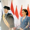 Momen Wisuda Ibas Yudhoyono, Raih Gelar Doktor dengan Predikat Cumlaude IPK Sempurna!