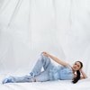 Potret Pesona Amanda Manopo Padu Padankan Gaun dengan Celana Jeans, Kece Abis!