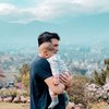 10 Potret Irwansyah Momong Baby Ukkasya, Telaten dan Terlihat Bahagia Banget Jadi Seorang Ayah