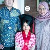 8 Momen Wisuda Online Siti Adira yang Ditemani Aldi Bragi dan Ikke Nurjannah