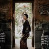 10 Pesona Sarah Menzel Pakai Kebaya, Wajah Bule Tapi Tetap Cinta Indonesia