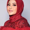 Potret Aurel Hermansyah Kenakan Gaun Merah Serasi dengan Atta Halilintar, Gemes Banget!