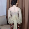 Potret Adhisty Zara Pakai Kebaya, Tato di Punggung Curi Perhatian