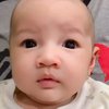 5 Potret Baby Gendhis Anak Nella Kharisma yang Usianya Hampir 2 Bulan, Makin Mirip Bule
