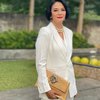8 Potret Dian Nitami Bintang Buku Harian Seorang Istri, Tampil Glamor Kenakan Perhiasan Mewah